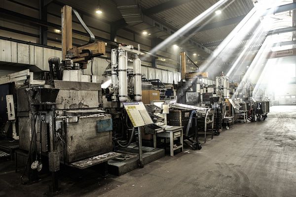 Automatyzacja procesów produkcji – jaki może mieć wpływ na ceny produktów?